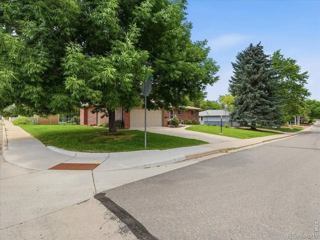 1805 Agate Court Loveland CO 80538
