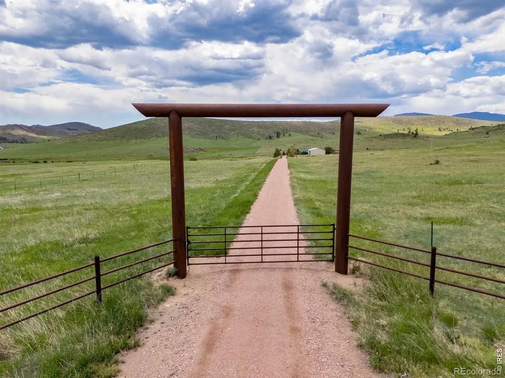 11881 W County Road 74e Livermore CO 80536