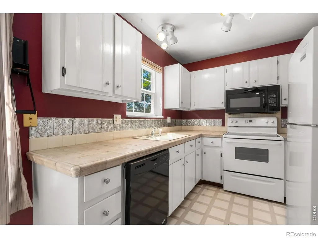 3200 Azalea Drive Fort Collins CO 80526