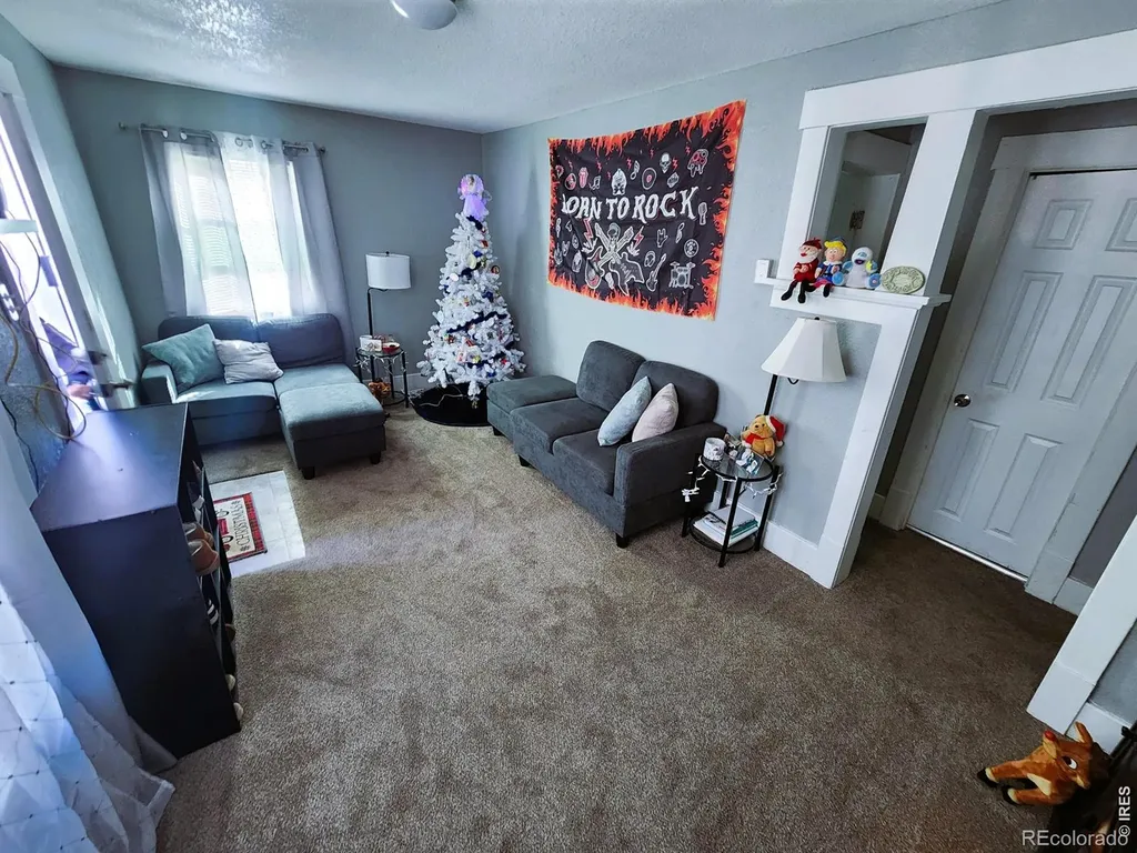 424 S 2nd Street Sterling CO 80751