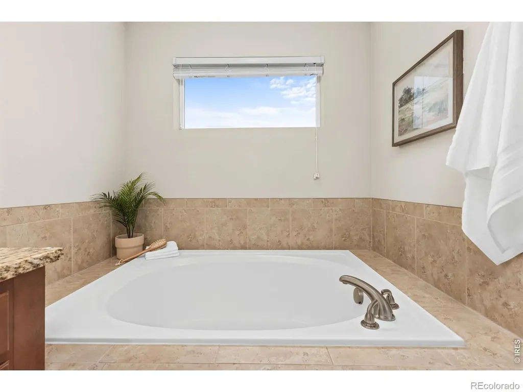 653 Grandview Mdws Drive Longmont CO 80503