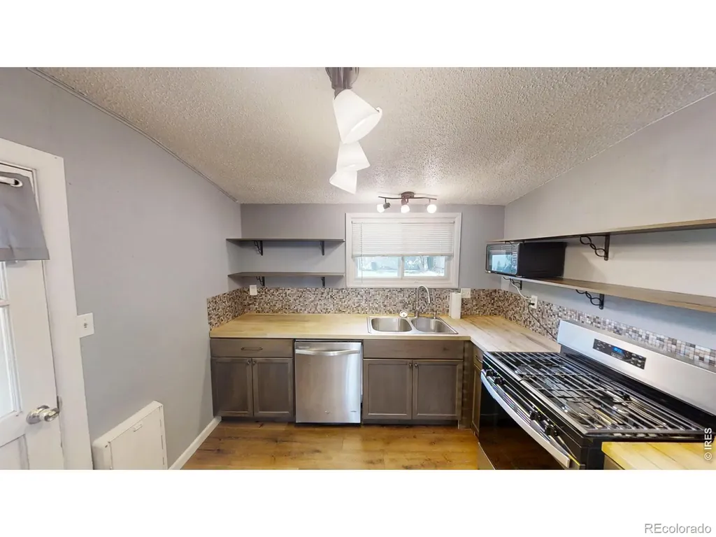 211 Deuel Street Fort Morgan CO 80701