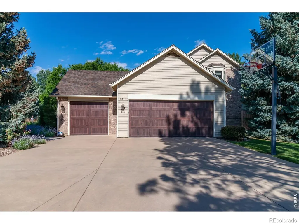 1311 Songbird Court Boulder CO 80303