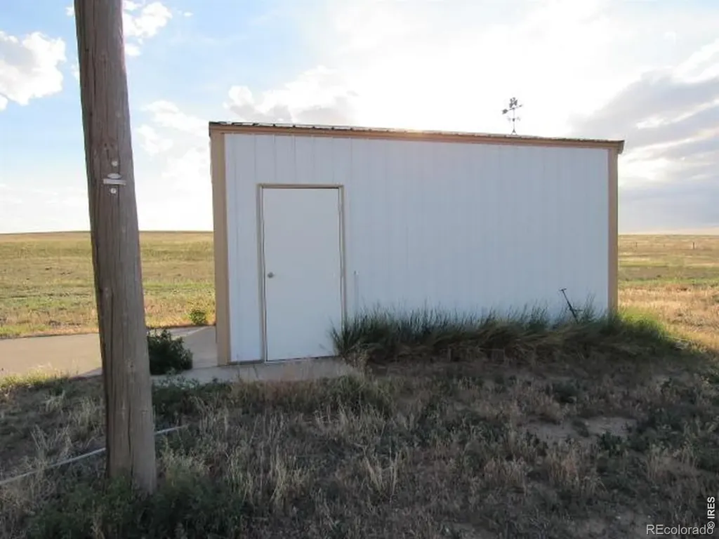 398 Co Rd I Wiggins CO 80654