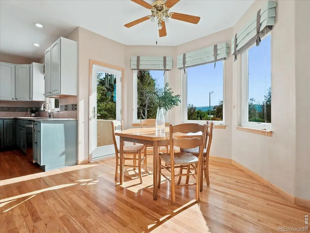 1669 Brown Court Longmont CO 80503