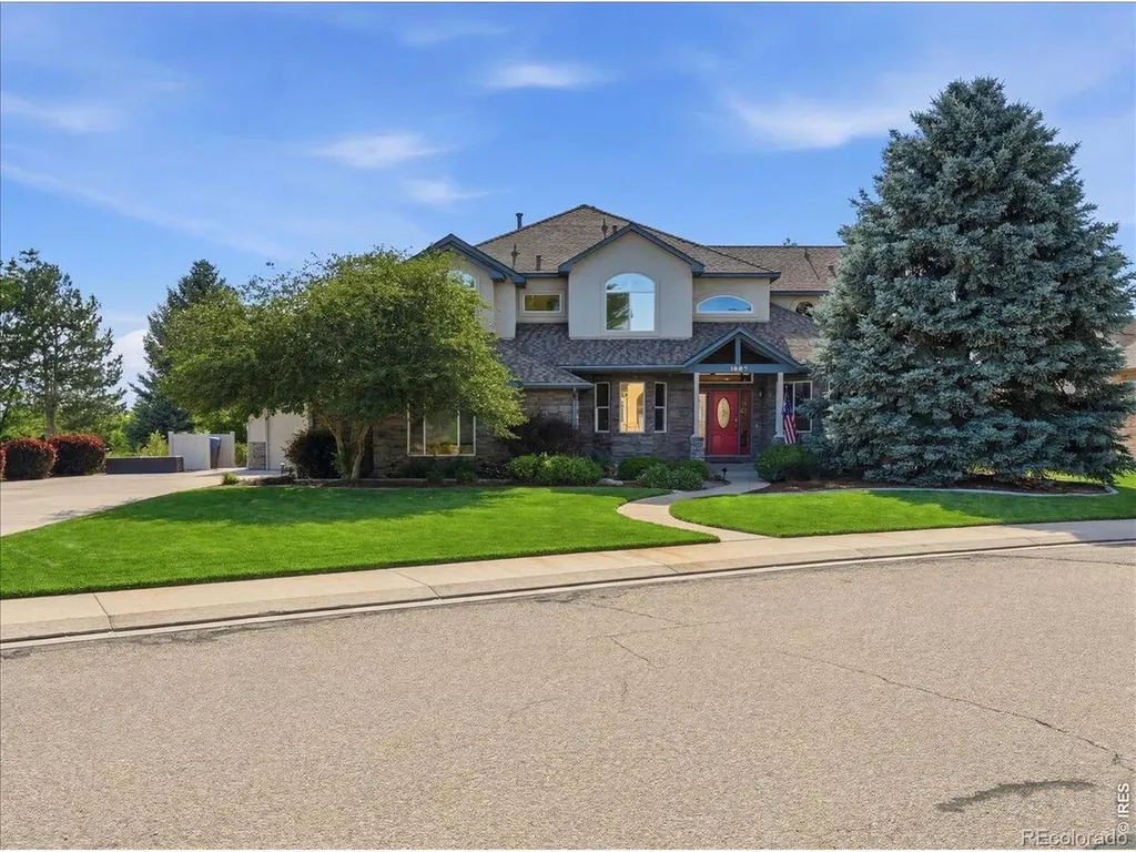 1669 Brown Court Longmont CO 80503