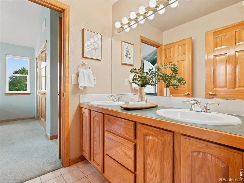 1669 Brown Court Longmont CO 80503