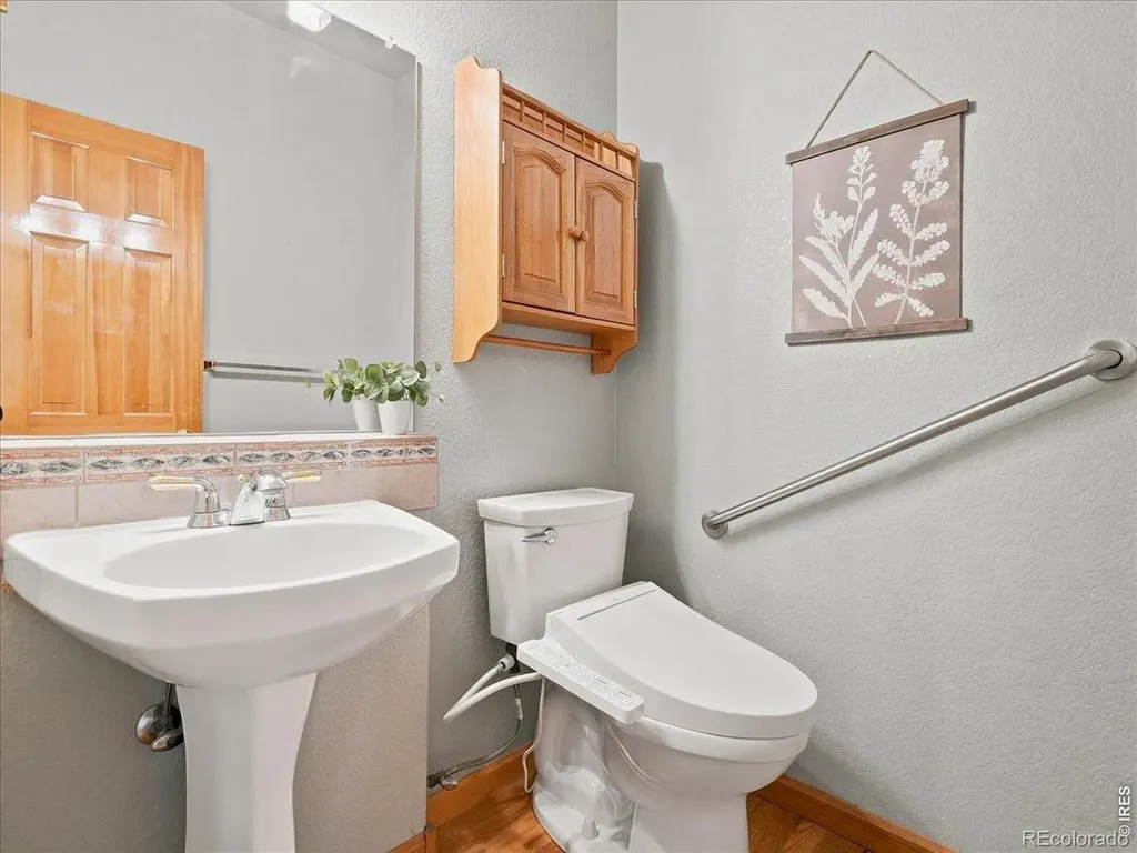 1669 Brown Court Longmont CO 80503