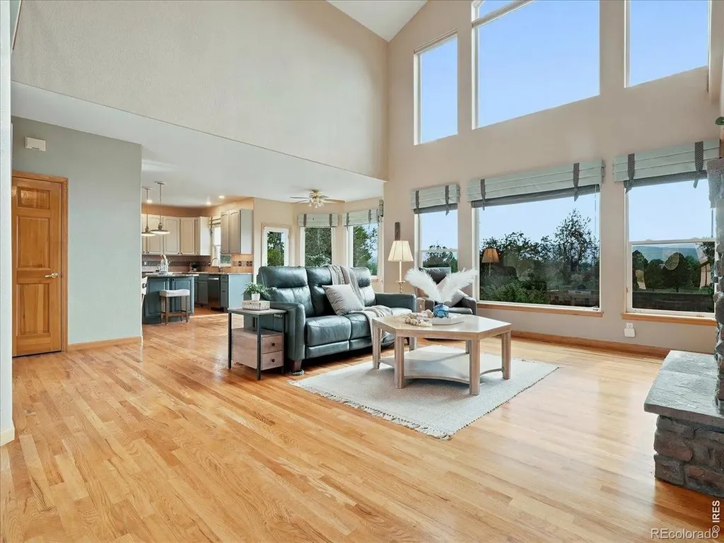 1669 Brown Court Longmont CO 80503