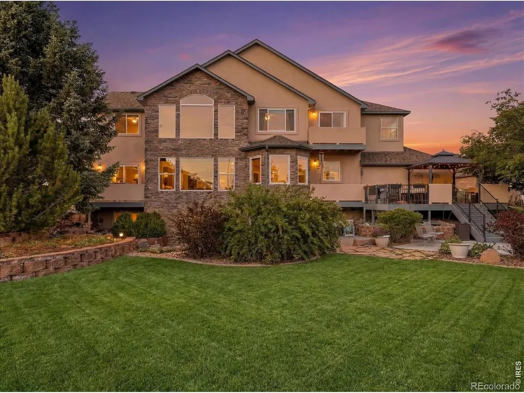1669 Brown Court Longmont CO 80503