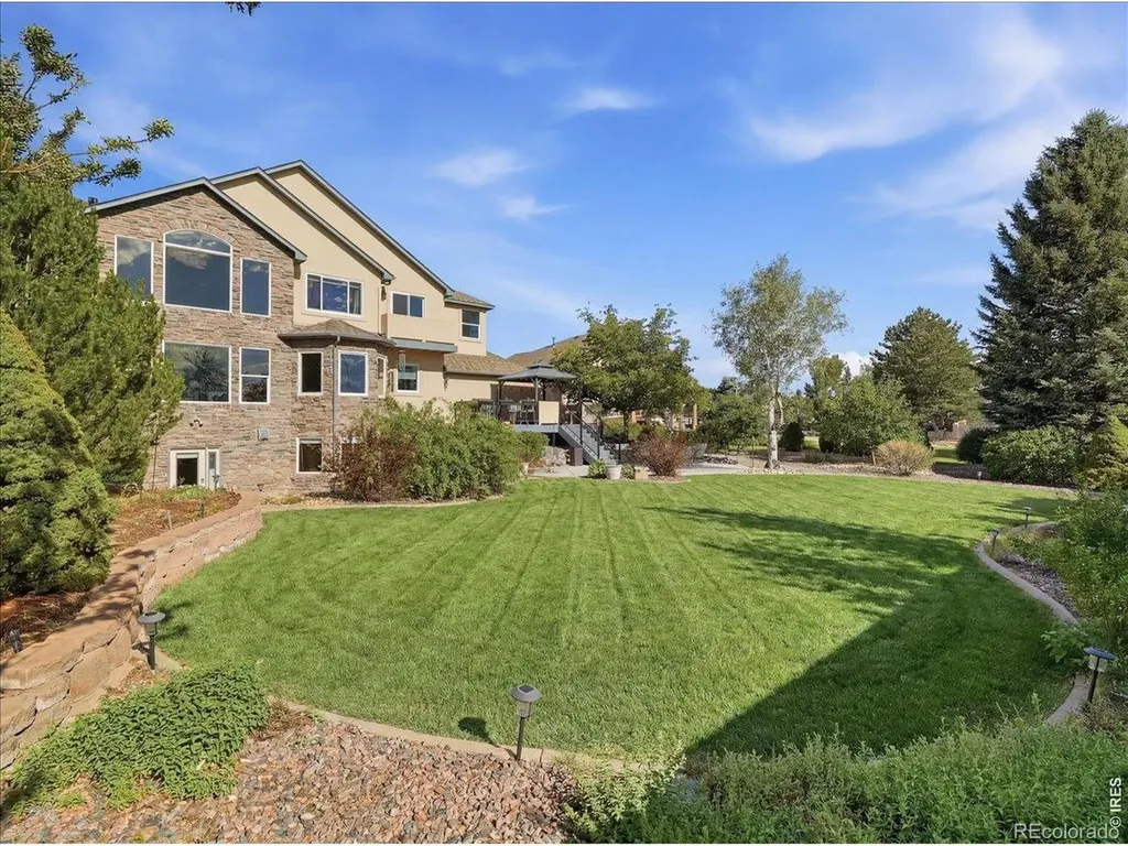 1669 Brown Court Longmont CO 80503