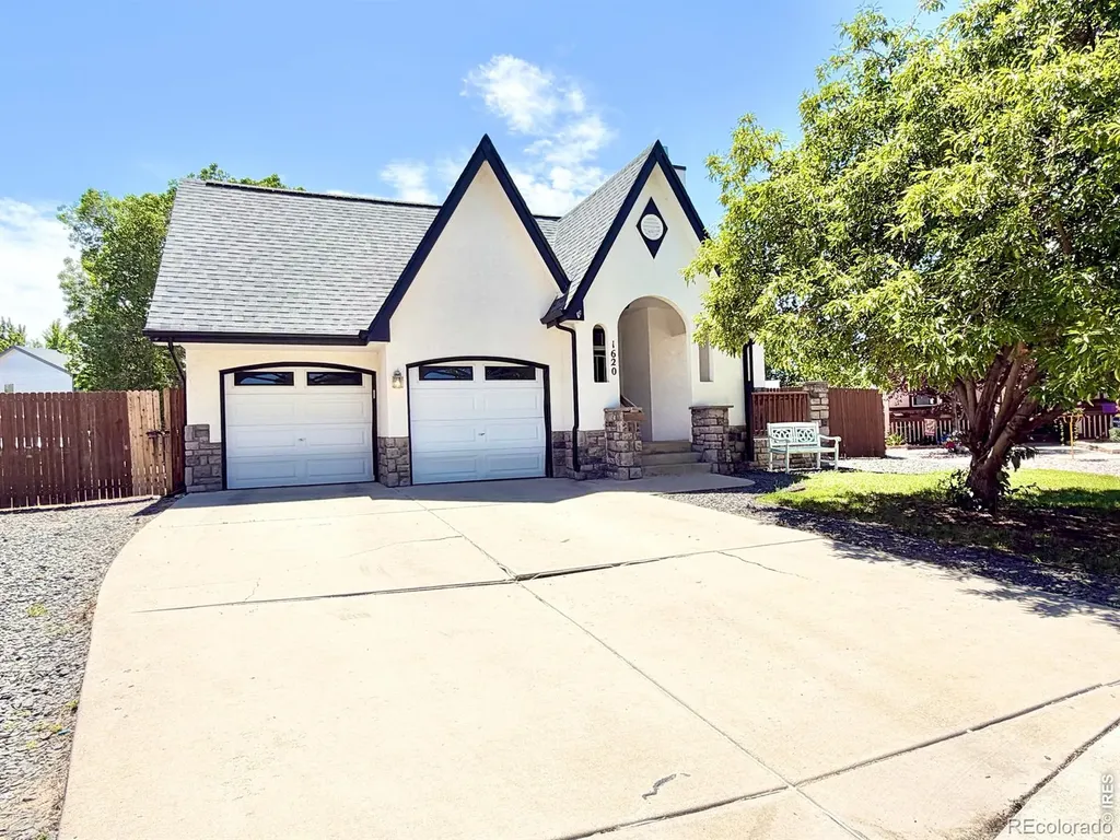 1620 Ponderosa Court Fort Lupton CO 80621
