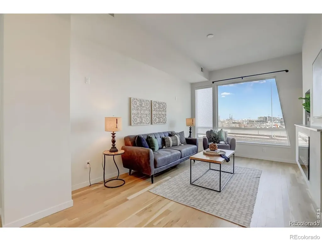 3937 Inca Street Denver CO 80211