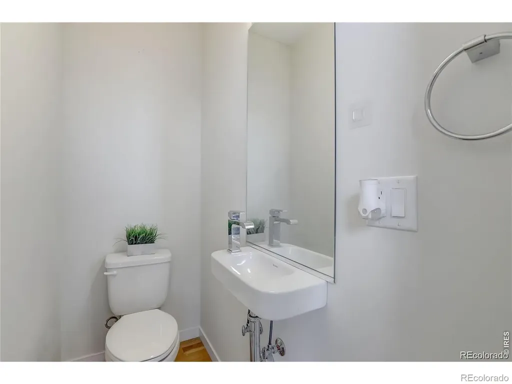3937 Inca Street Denver CO 80211