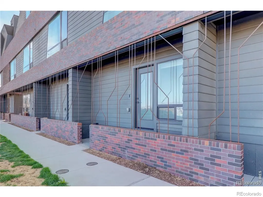 3937 Inca Street Denver CO 80211