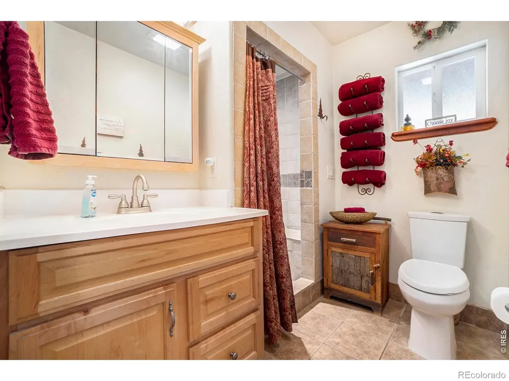 148 Big Pine Lane Drake CO 80515