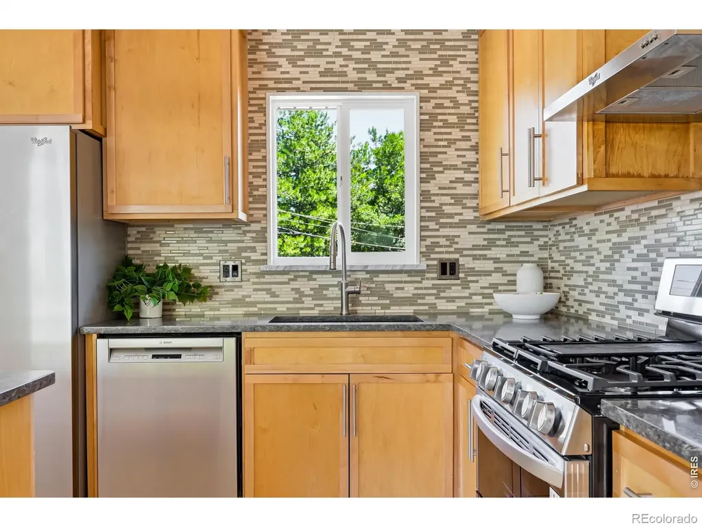 720 Gillaspie Drive Boulder CO 80305