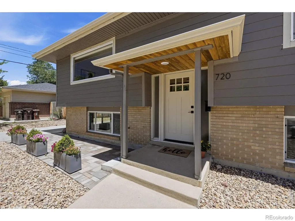 720 Gillaspie Drive Boulder CO 80305