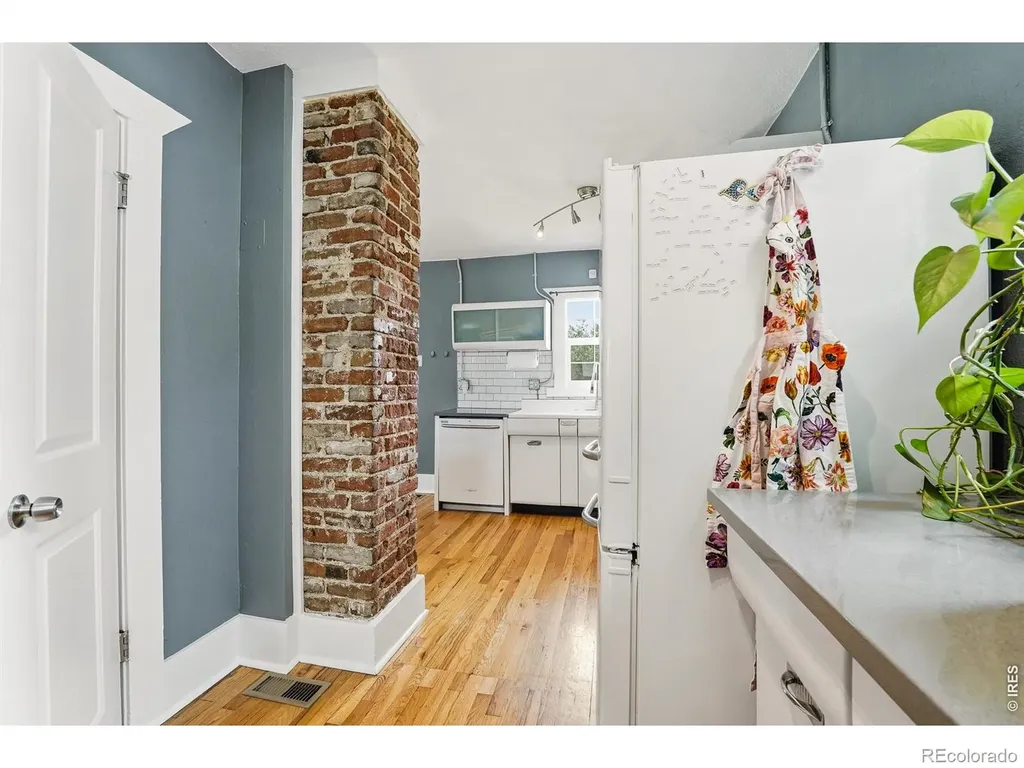 1866 S Lincoln Street Denver CO 80210