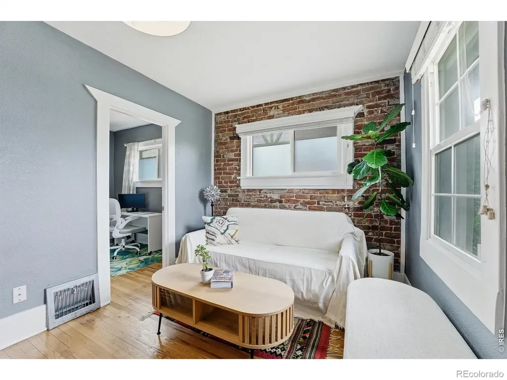 1866 S Lincoln Street Denver CO 80210