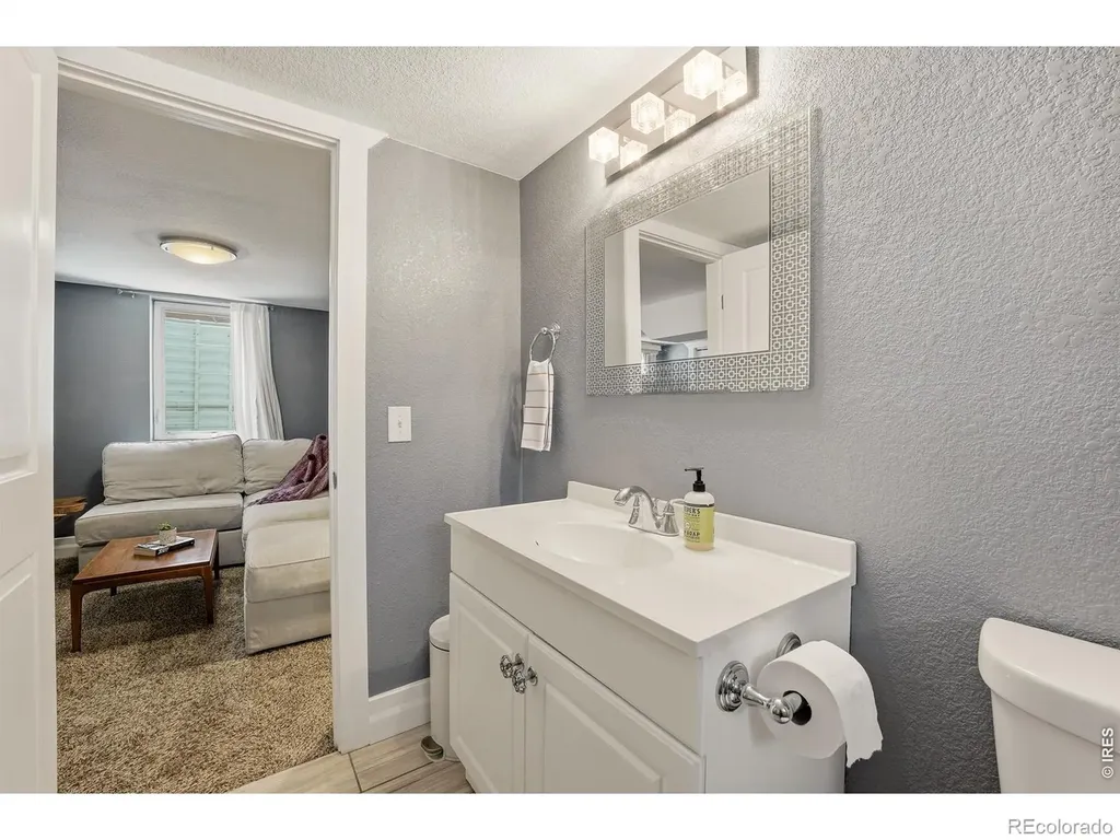 1866 S Lincoln Street Denver CO 80210