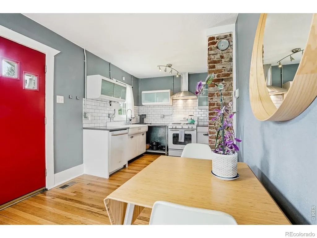 1866 S Lincoln Street Denver CO 80210