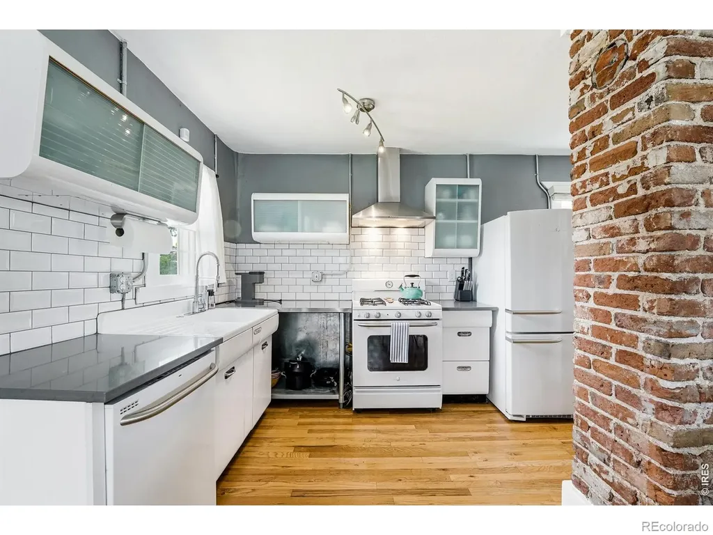 1866 S Lincoln Street Denver CO 80210