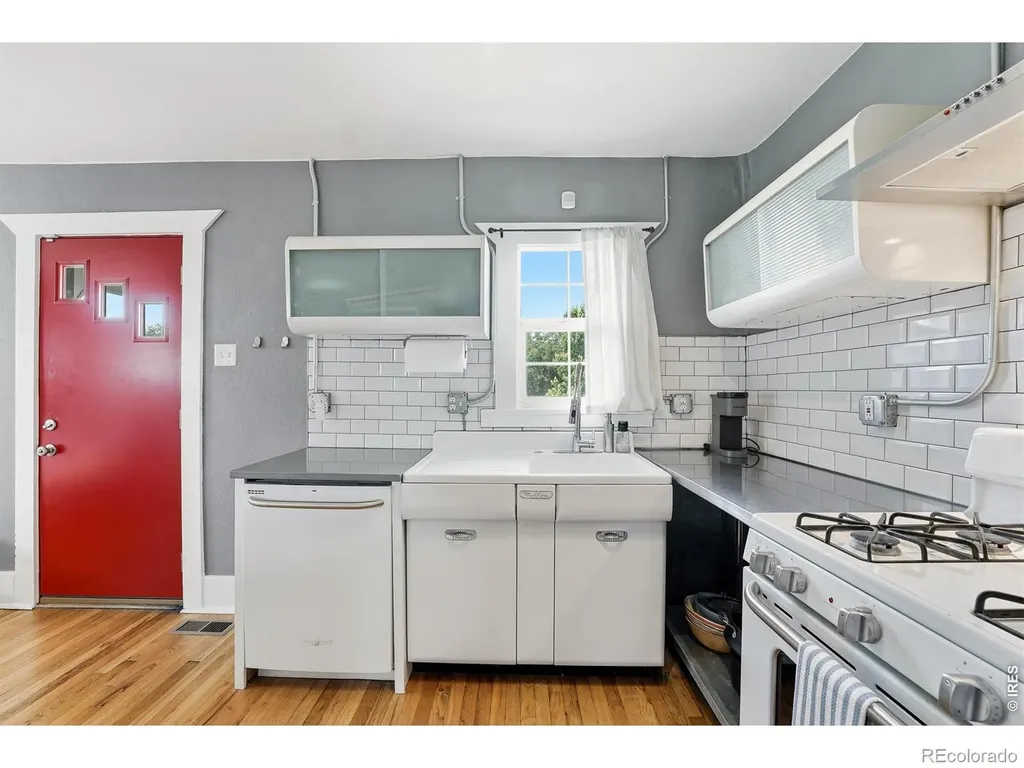 1866 S Lincoln Street Denver CO 80210