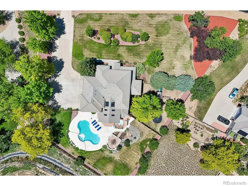7688 Crestview Drive Niwot CO 80504