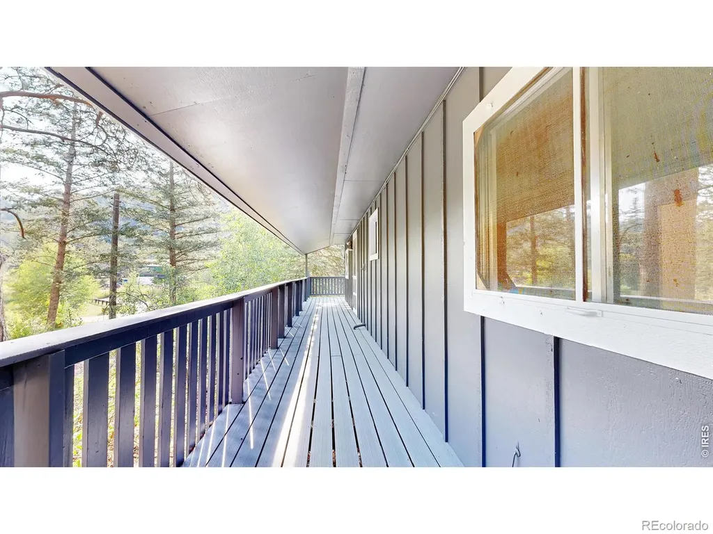 163 West Creek Road Glen Haven CO 80532