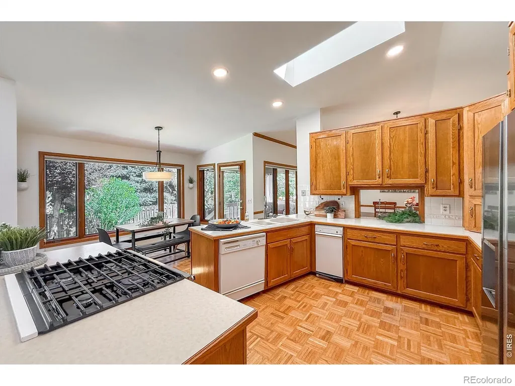 1234 Twin Peaks Circle Longmont CO 80503