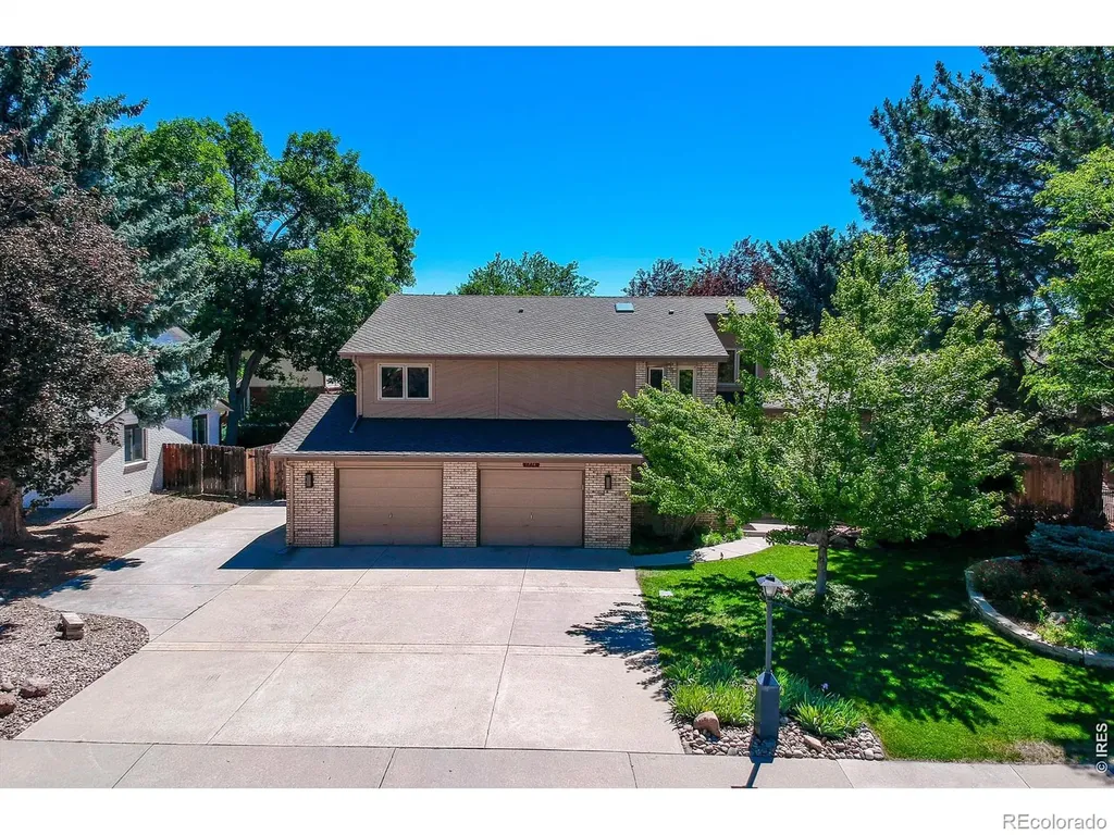 1234 Twin Peaks Circle Longmont CO 80503
