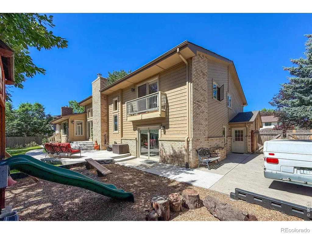 1234 Twin Peaks Circle Longmont CO 80503