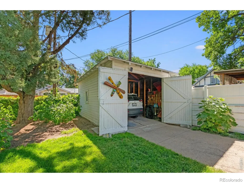 617 Cameron Street Brush CO 80723