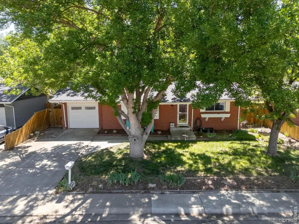 918 S Bross Street Longmont CO 80501