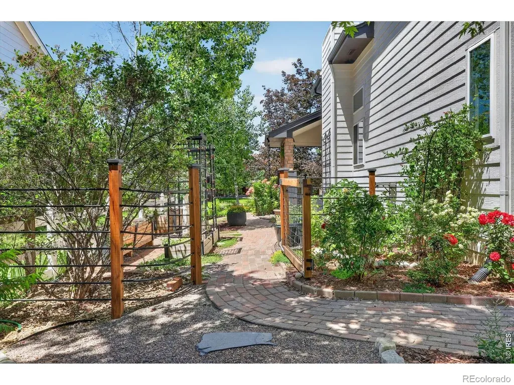 714 Ridge Creek Court Longmont CO 80504
