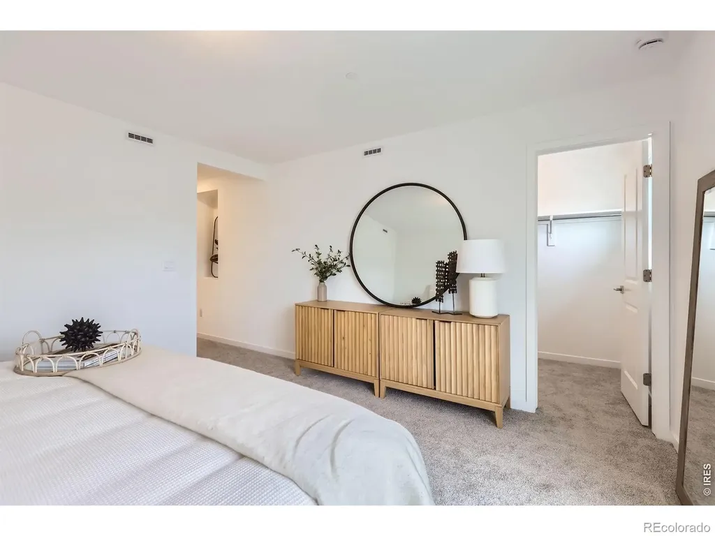 2844 Bear Springs Circle Longmont CO 80503