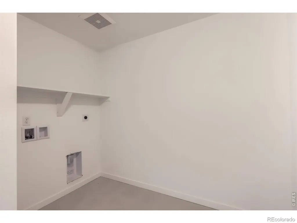 2844 Bear Springs Circle Longmont CO 80503