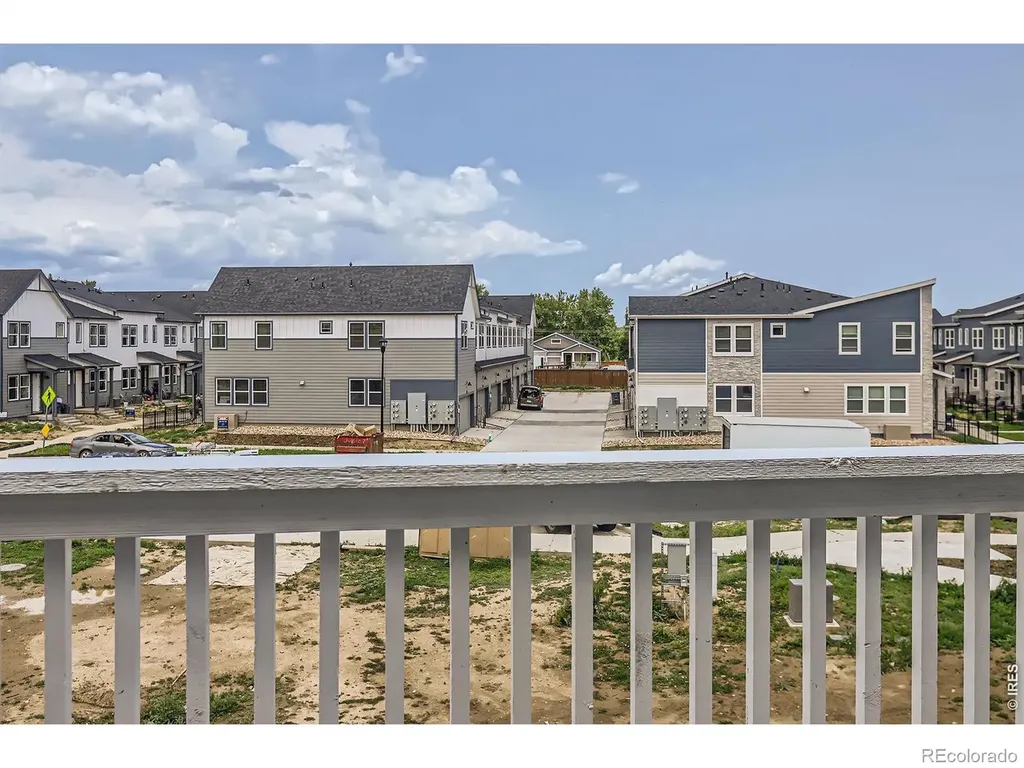 2844 Bear Springs Circle Longmont CO 80503