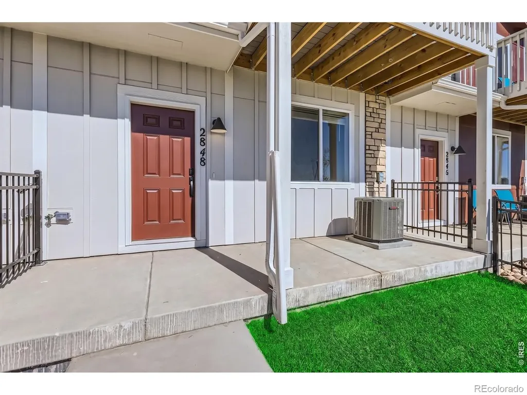 2844 Bear Springs Circle Longmont CO 80503