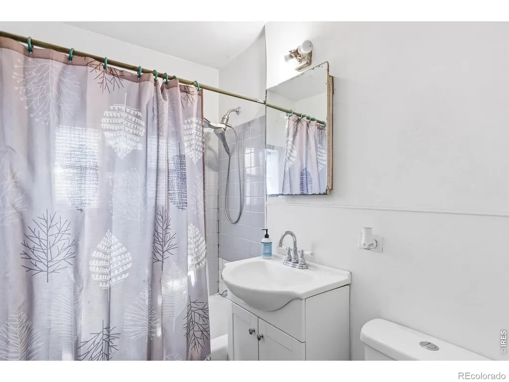 1935 W 38th Avenue Denver CO 80211
