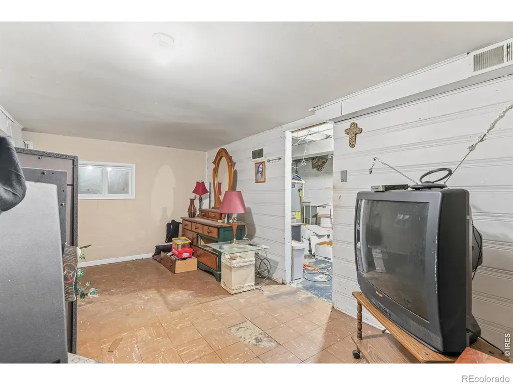 1935 W 38th Avenue Denver CO 80211