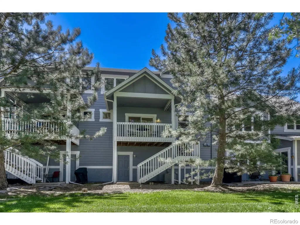 2215 Watersong Circle Longmont CO 80504