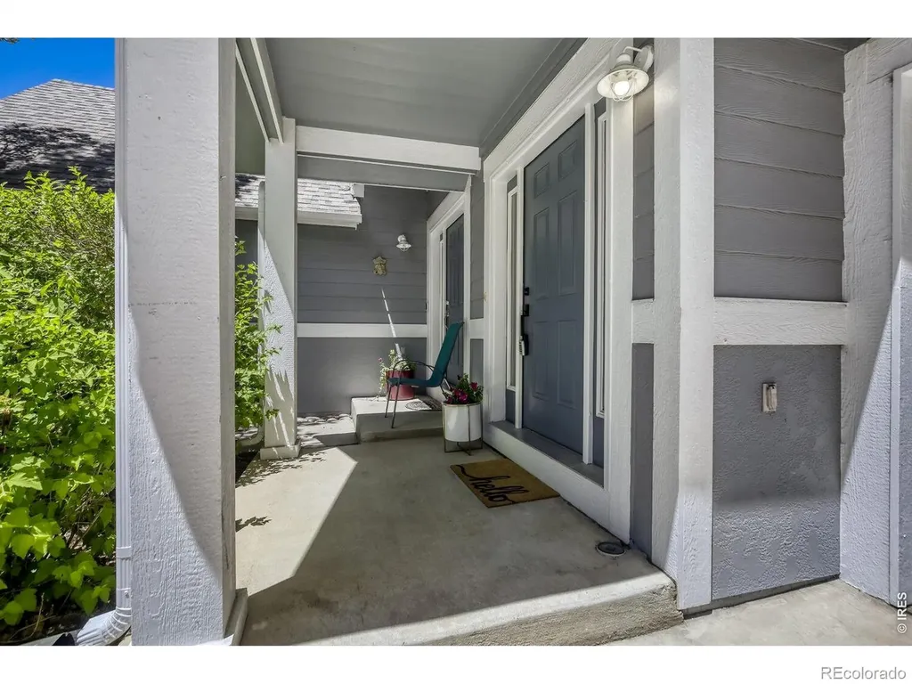2215 Watersong Circle Longmont CO 80504