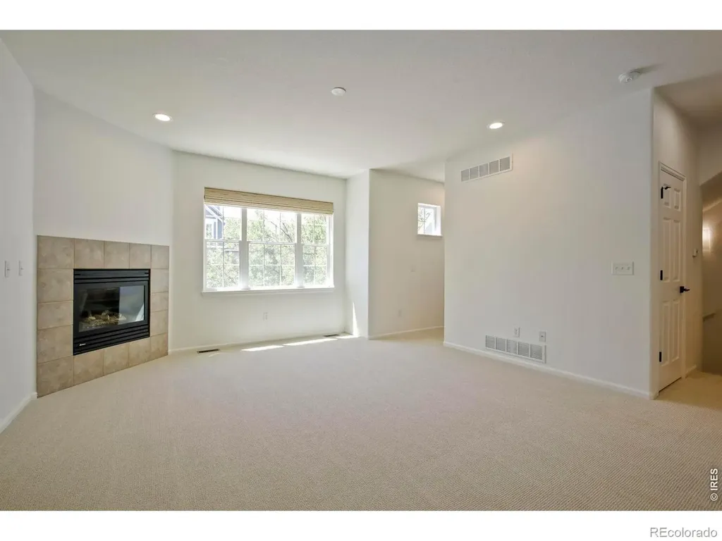 2215 Watersong Circle Longmont CO 80504