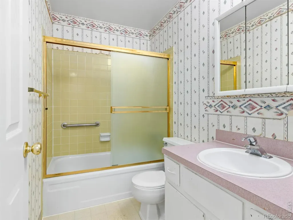 1024 Oxford Lane Fort Collins CO 80525