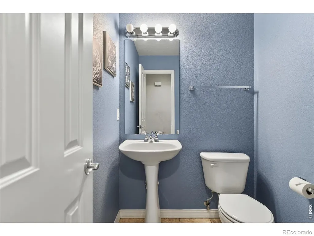 805 Summer Hawk Drive Longmont CO 80504