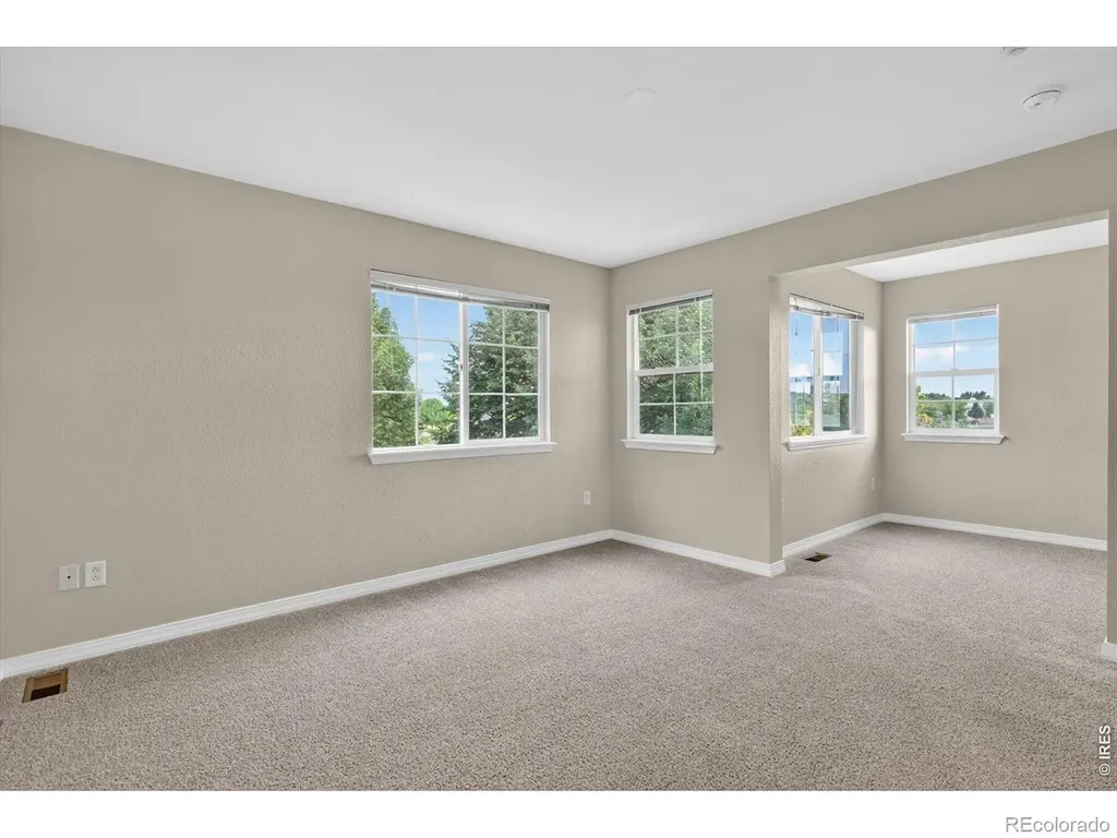 805 Summer Hawk Drive Longmont CO 80504