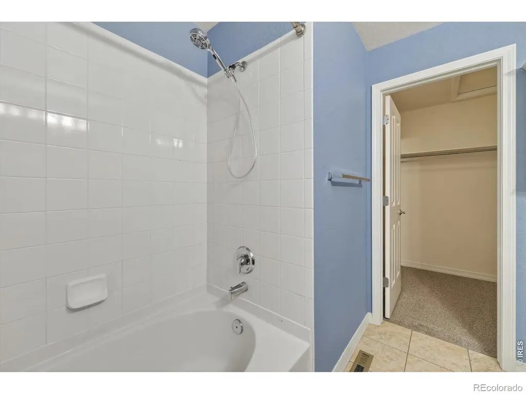 805 Summer Hawk Drive Longmont CO 80504