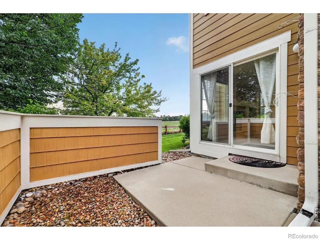 805 Summer Hawk Drive Longmont CO 80504